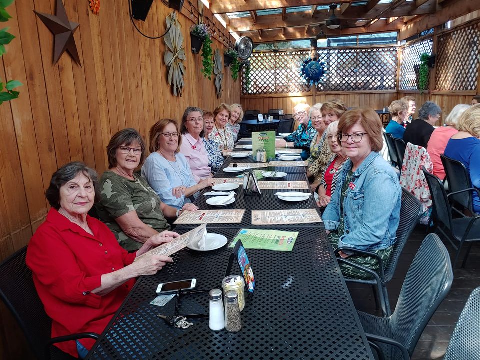 Members enjoy a meal together after the October General Meeting at Blue Corn Harvest Bar and Grill.  